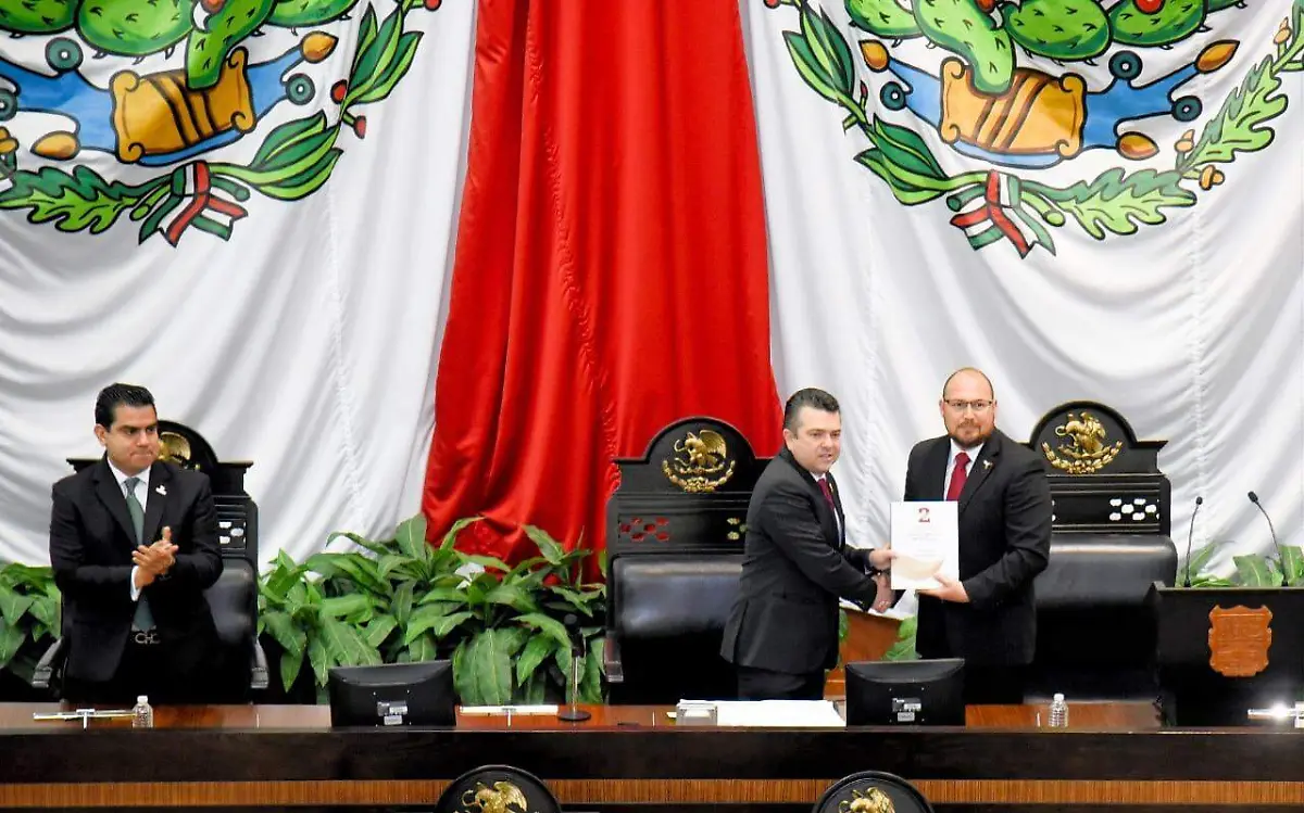 Entregan segundo informe de Américo Villarreal al Congreso de Tamaulipas